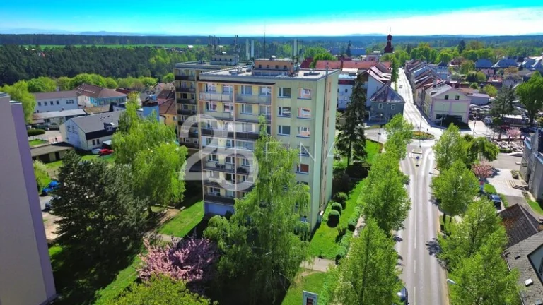 Prodej bytu 3+1 po kompletní rekonstrukci se dvěma zaskleným