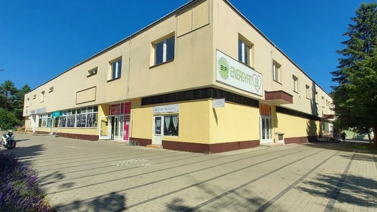 Prenájom - Obchodné priestory - Zápotôčky, Prievidza