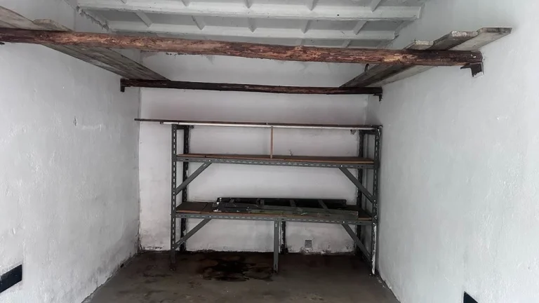 Pronájem garáže - Veselí nad Lužnicí