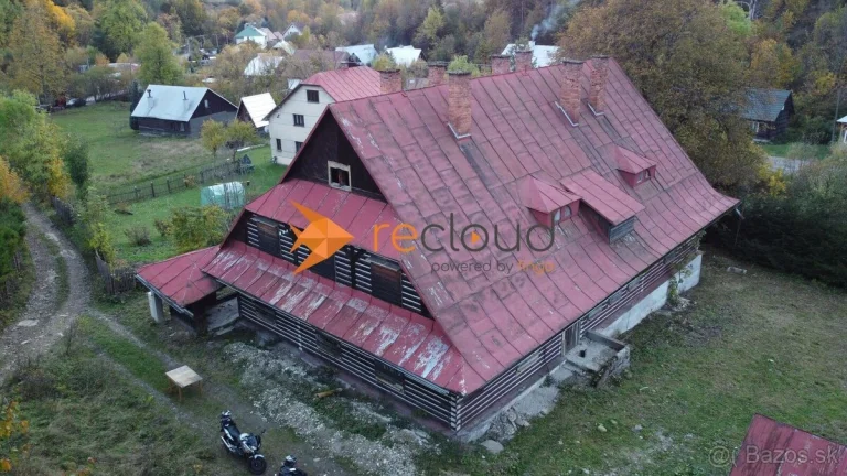 Predaj historickej drevenice 700m2