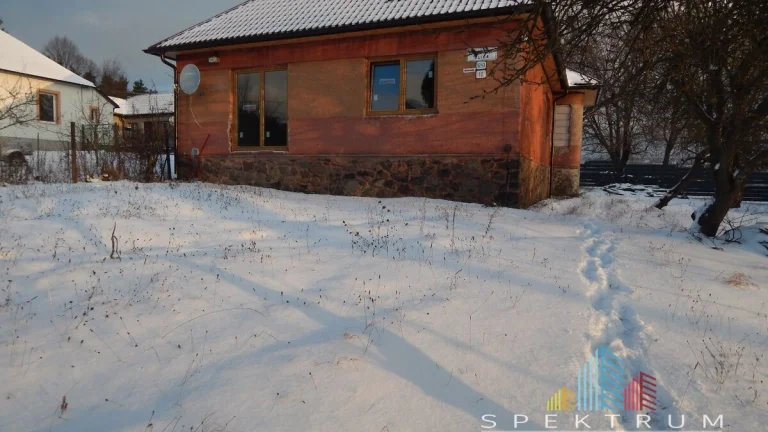 SPEKTRUM REALITY - Na Predaj 3 -izbový rodinný dom s pozemko