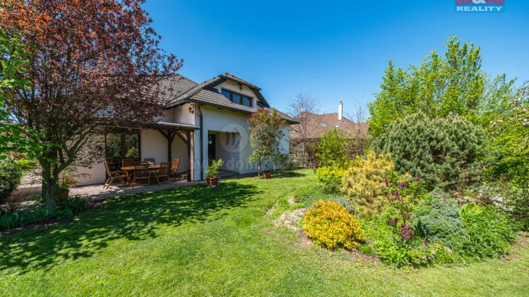 Prodej rodinného domu, 272 m², Babice, ul. Honzíkova