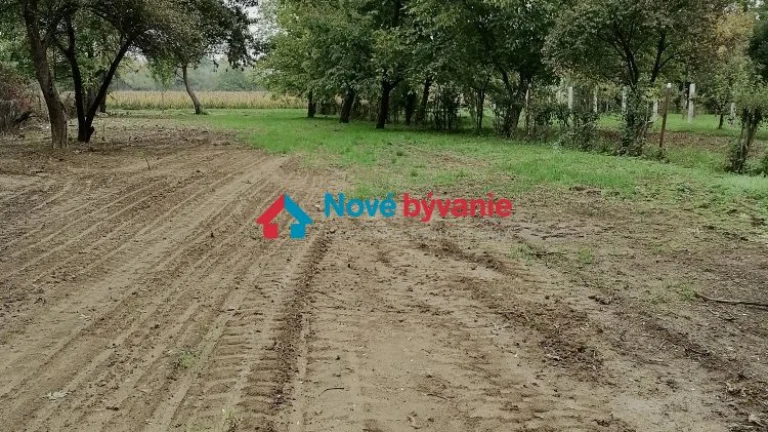 Na predaj slnečný pozemok v Michalovciach