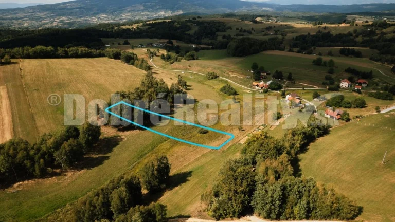PREDAJ: Pozemok pre výstavbu rodinného domu, 2587 m2, Detvia