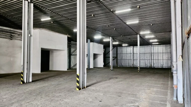 Prenájom skladov s kanceláriami 850 m2 - strategická poloha