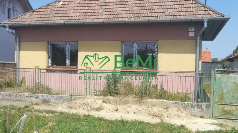 Predaj rodinného domu - Tekovské Lužany (003-12-MIVYa)