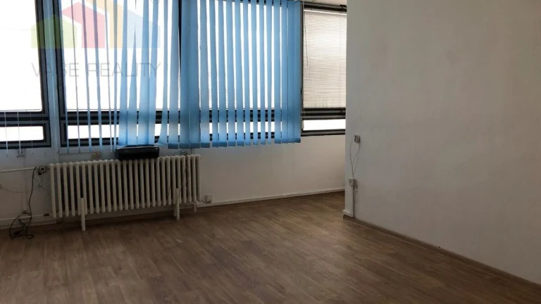 Prenájom kancelárskych priestorov v centre mesta Považská By
