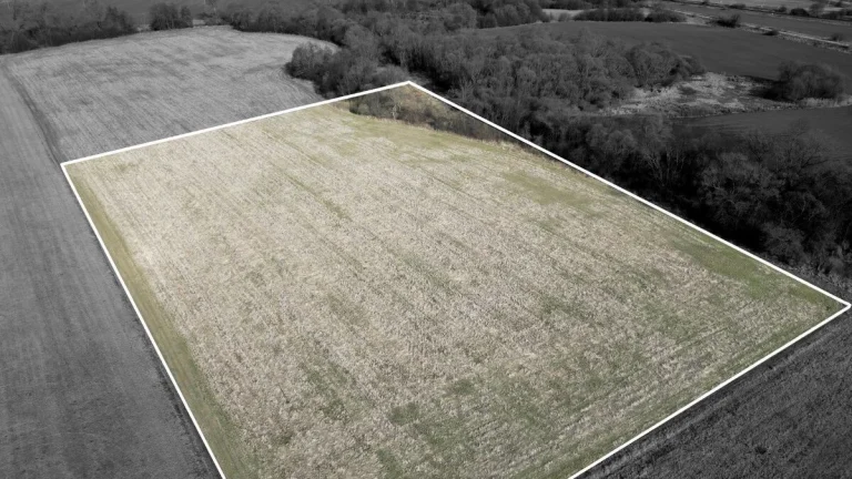 EXKLUZÍVNE: 13112 m2 pozemok na development v tichom prostre