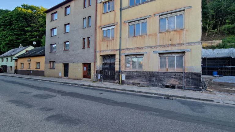 Prodej bytu 3+1, 67 m², Úpice, ul. Regnerova