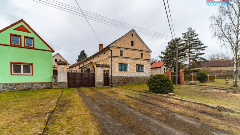 Prodej usedlosti, pozemek 4941m2, Jivjany okr. Domažlice