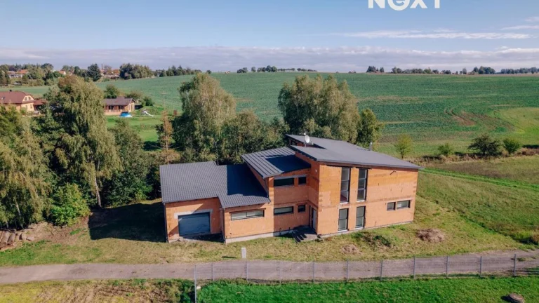 Prodej Rodinný dům, 327㎡