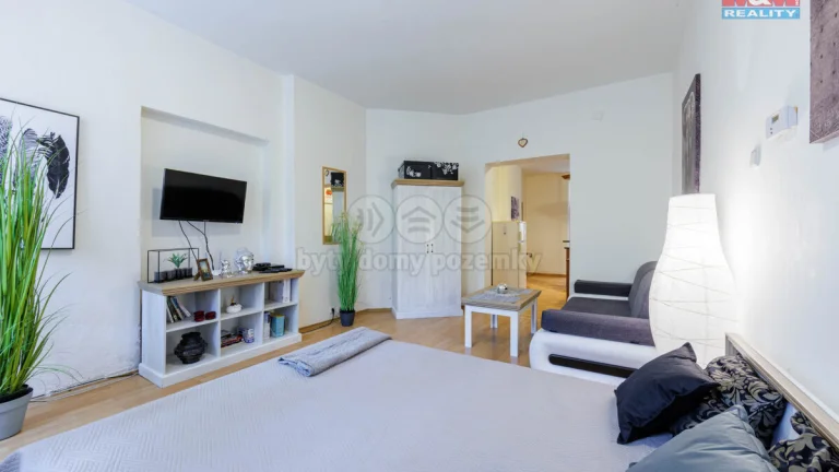 Prodej bytu 1+1, 45 m², Karlovy Vary, ul. Kolmá