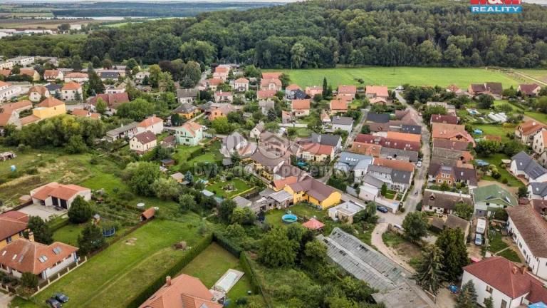 Prodej pozemku k bydlení, 840 m², Semice