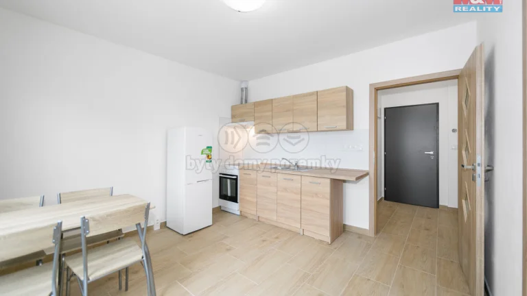 Pronájem bytu 2+kk, 50 m², Dnešice