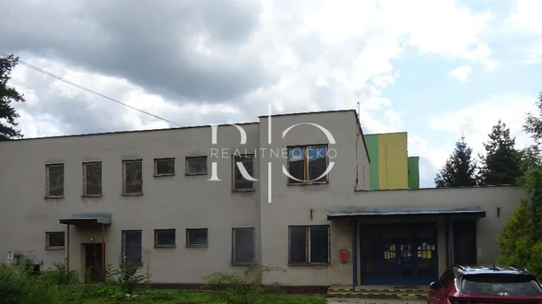 Na predaj samostatne stojaca budova - Lubeník
