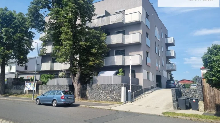 Prodej bytu 3+1 + terasa + parkovací místo, Františkovy Lázn
