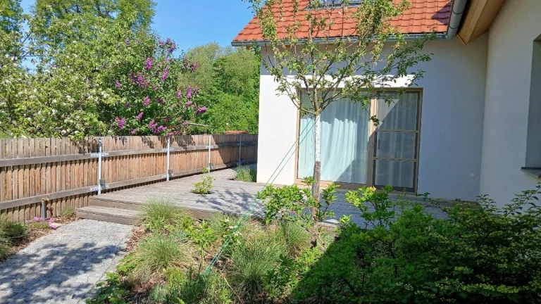 Byt resp. celý menší dům, Hradec Králové Malšovice, kl