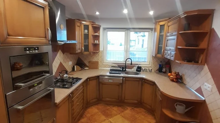 Dom parterowy wolnostojący o powierzchni 130m2,Zbiersk