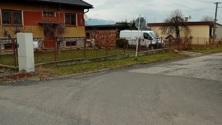 Rodinný dom s pozemkom 1000m2