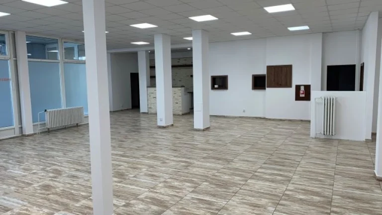 Reprezentatívne obchodné priestory - 170 m2 na sídl. Furča