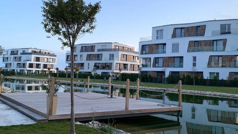 Luxusný zariadený 2 izbový byt Malinovo Tri vody