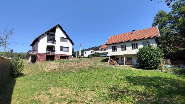 Na Predaj, Rodinný dom 240 m2, s 2 garážou, Hontianske Nemce