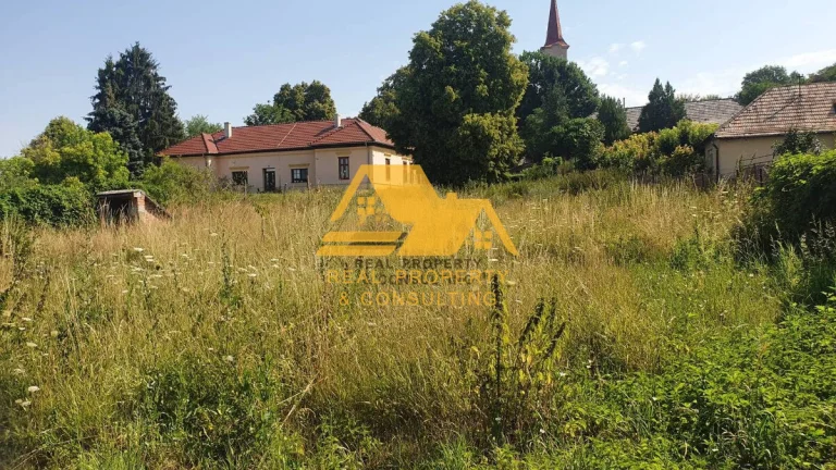 Znížená cena Predám pozemok v obci Dubník
