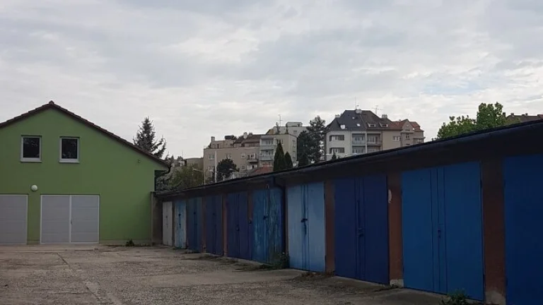 Pronájem garáže Merhautova-Brno