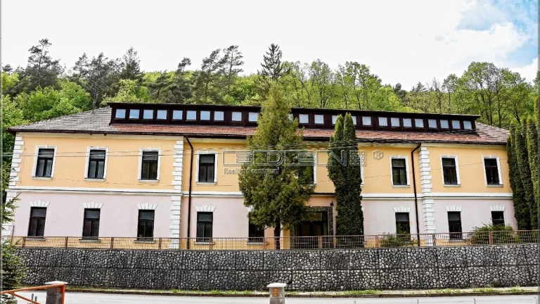 Predaj budovy Rožňavských Kúpeľov aj s priľahlými pozemkami