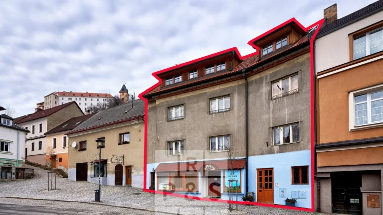 Prodej domu v centru Vimperku – komerční i k bydlení