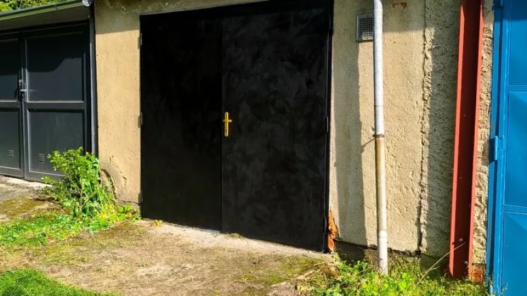 Prodej velké garáže 24m2 Dřevnovice