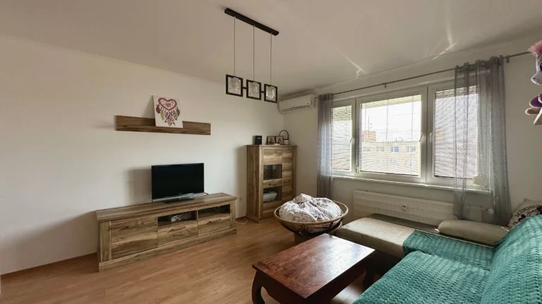 3 izbový byt, 70 m2 ul. Ľ. Ondrejova - sídl. Zapotôčky