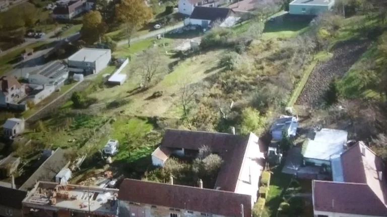 Stavěšice u Kyjova, okr. Hodonín DŮM S POZEMKY