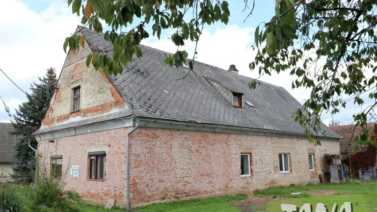 Prodej RD se stodolou ve Dvoře Králové n.L., část Žireč
