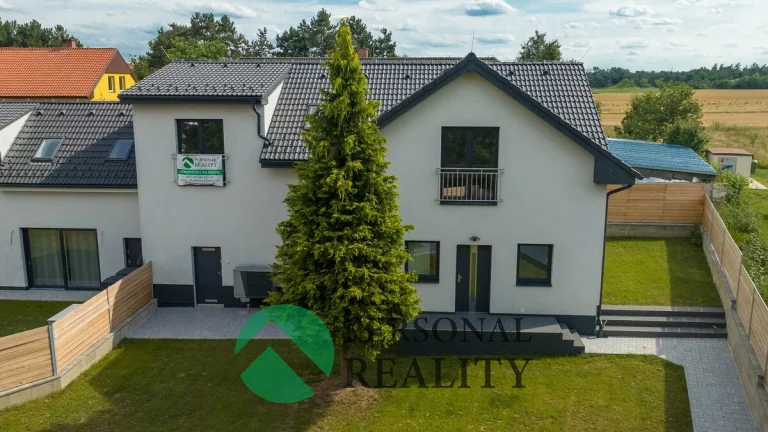 Úsporný a prostorný RD, 6+kk, 183 m2 v obci Jenštejn