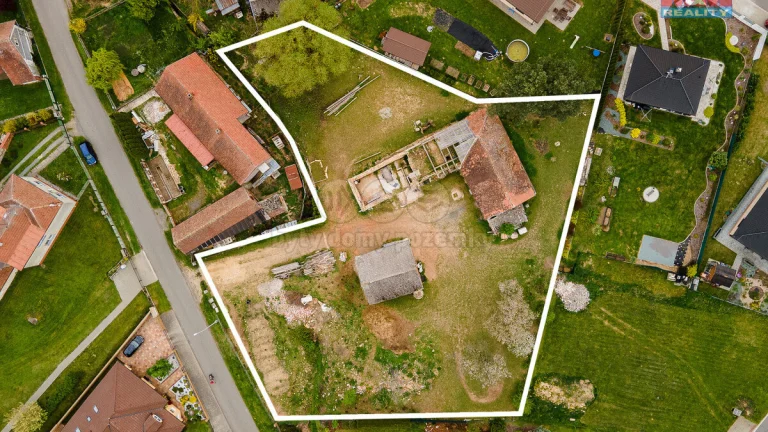 Prodej pozemku k bydlení, 3165 m², Načešice, okres Chrudim