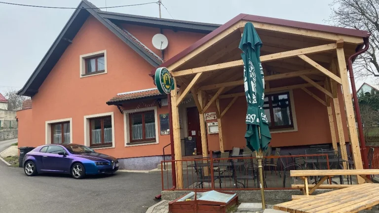 Pronajmu restauraci Rudicích