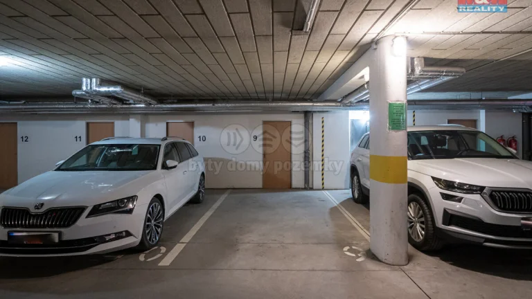 Prodej garážového stání, 14 m², Olomouc, ul. Horní lán