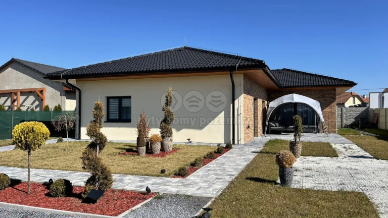 Prodej rodinného domu, 122 m², Kly