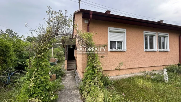 HALO reality - Predaj, rodinný dom Zemianske Kostoľany - EXK