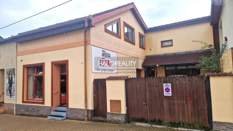 HALO reality - Predaj, rodinný dom Lučenec, s prevádzkou a p