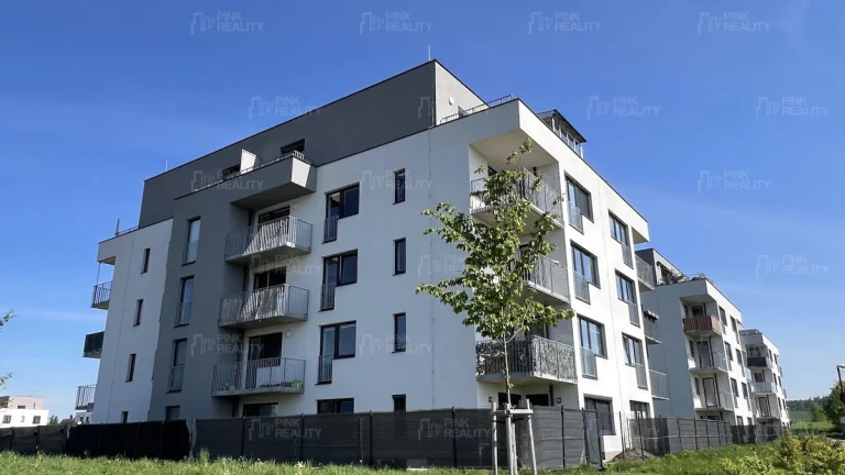 Pronájem bytu 2+kk s balkonem a parkovacím stáním, Rychnov n