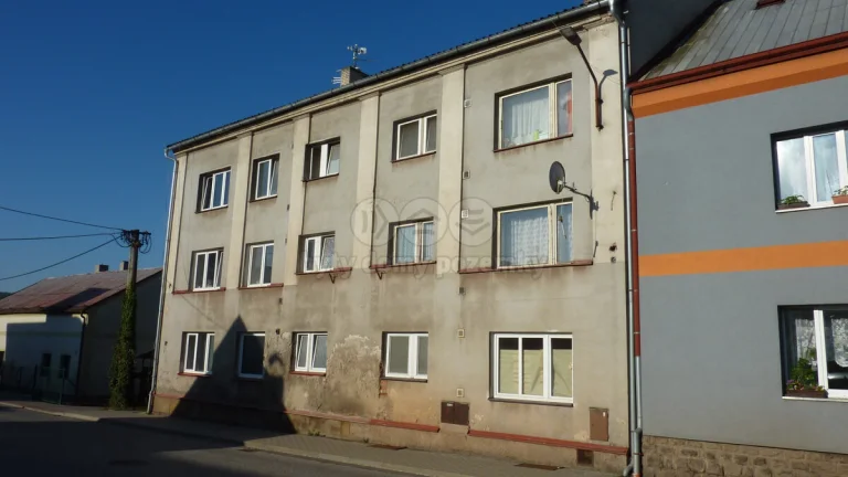 Prodej bytu 1+1, 52 m², Hronov, ul. Husova