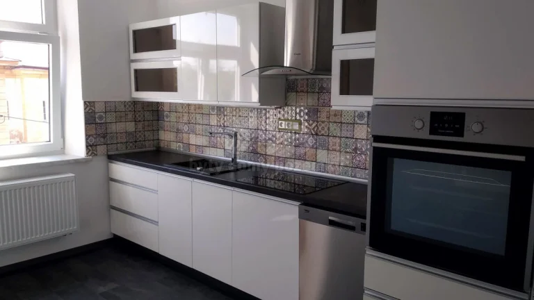 Prodej bytu 2+1, 88 m², Krnov, ul. Revoluční