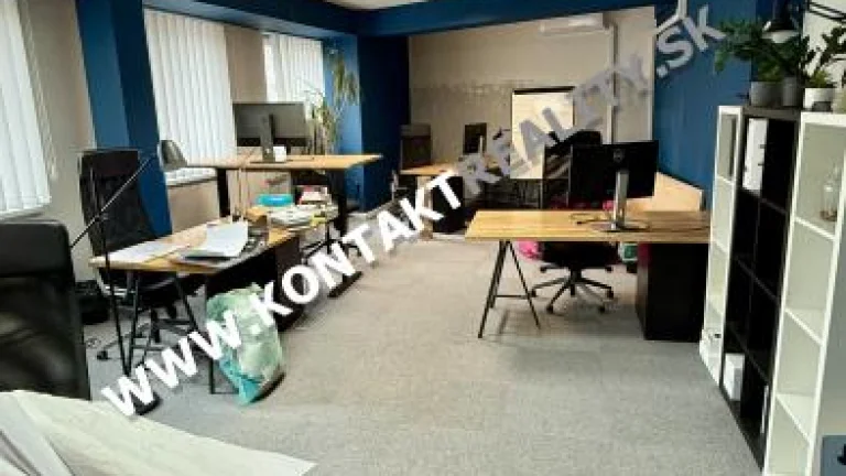 Kancelárske priestory 306 m2, blízko centra Juh + parkovanie