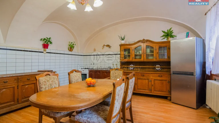 Prodej rodinného domu, 260 m², Radonice