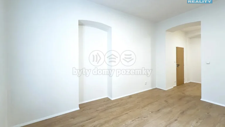 Prodej bytu 1+1, 41 m², Praha, ul. Vysočanské náměstí
