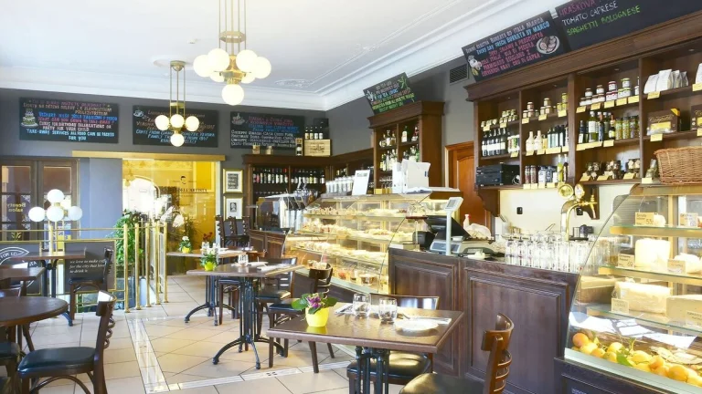 Pronájem restaurace 70 míst v Praze 2, restaurace Praha 2