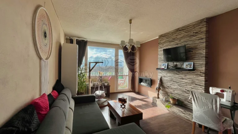 Prodej bytu 3+1, 79 m², DV, Dubí, ul. Tovární