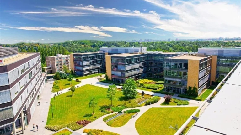 Pronájem kancelářských prostor 166 m2, Praha - Nové Butovice